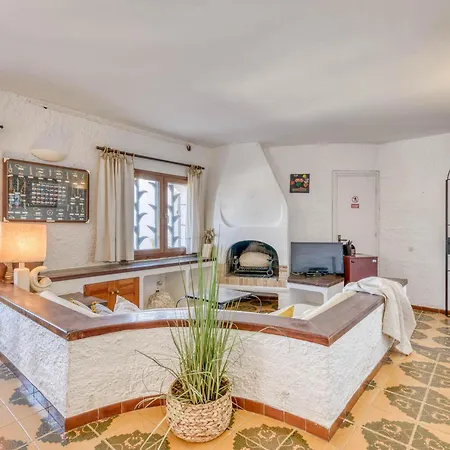Apto Con Vista Al Mar: Piscina, Barbacoa, Wifi Y Parking En Montgo, L'escala - Es-89-126 *